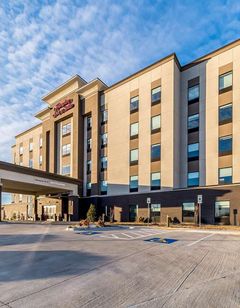 Hampton Inn & Suites Pryor