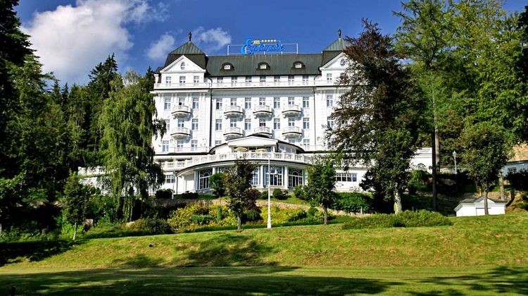 TOP CountryLine Esplanade Spa & Golf Exterior