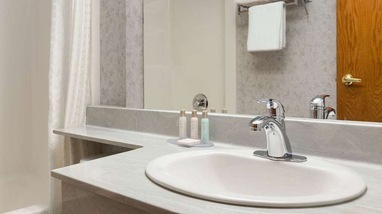 <b>Travelodge Lloydminster Room</b>. Images powered by <a href="https://iceportal.shijigroup.com/" title="IcePortal" target="_blank">IcePortal</a>.