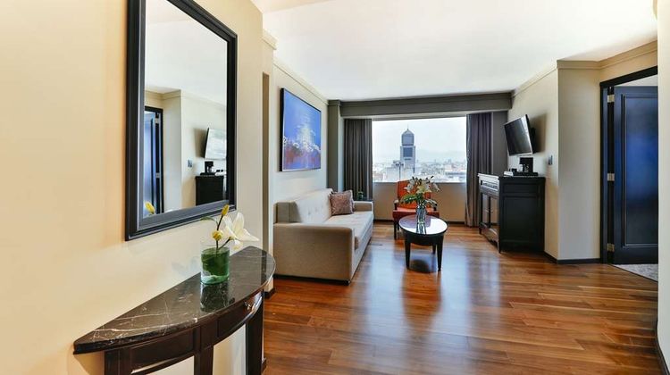 Barcelo Mexico Reforma Suite