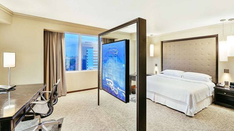 Barcelo Mexico Reforma Suite