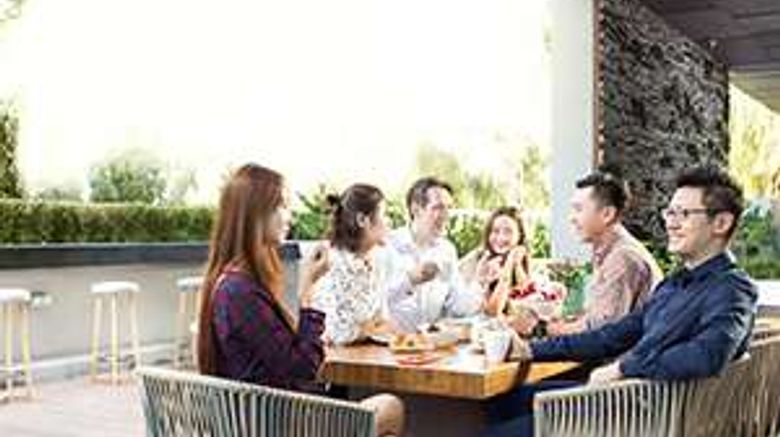 <b>Artyzen Habitat Dongzhimen Beijing Restaurant</b>. Images powered by <a href="https://iceportal.shijigroup.com/" title="IcePortal" target="_blank">IcePortal</a>.