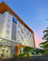 Kyriad Airport Hotel