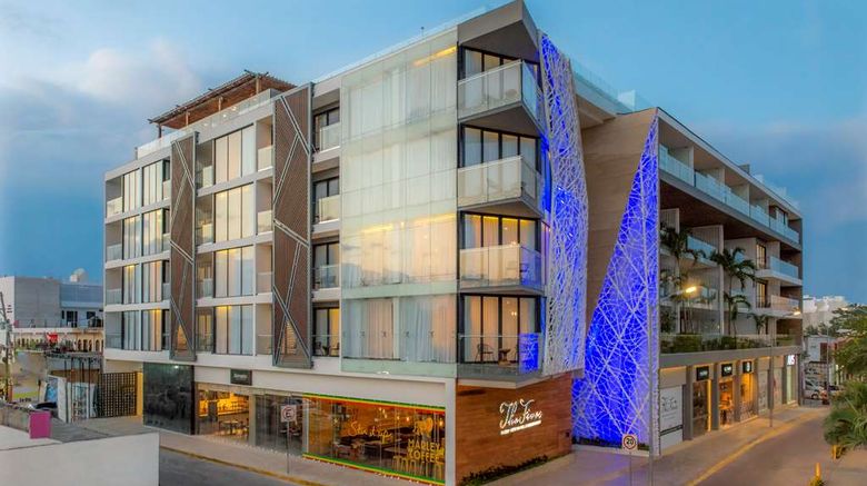 <b>The Fives Downtown Hotel Curio by Hilton Exterior</b>. Images powered by <a href="https://iceportal.shijigroup.com/" title="IcePortal" target="_blank">IcePortal</a>.