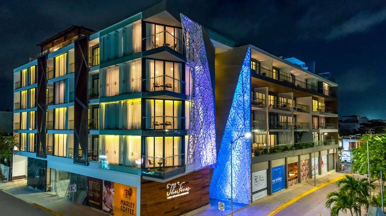 <b>The Fives Downtown Hotel Curio by Hilton Exterior</b>. Images powered by <a href="https://iceportal.shijigroup.com/" title="IcePortal" target="_blank">IcePortal</a>.