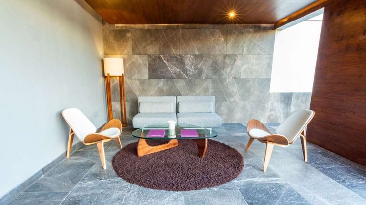 The Fives Downtown Hotel Curio by Hilton Spa