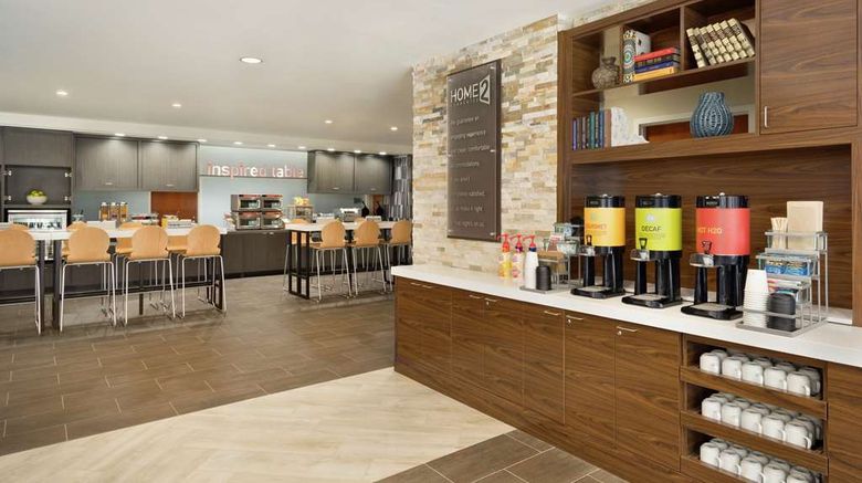<b>Home2 Suites by Hilton Leavenworth Dtwn Restaurant</b>. Images powered by <a href="https://iceportal.shijigroup.com/" title="IcePortal" target="_blank">IcePortal</a>.