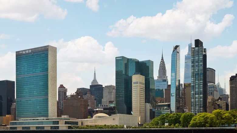 <b>Millennium Hilton New York One UN Plaza Exterior</b>. Images powered by <a href="https://iceportal.shijigroup.com/" title="IcePortal" target="_blank">IcePortal</a>.