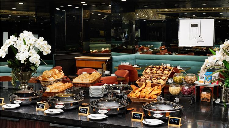 Millennium Hilton New York One UN Plaza Restaurant