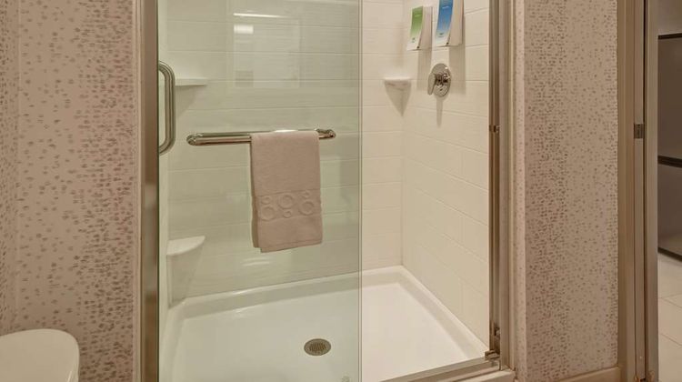 Home2 Suites by Hilton Springfield North Room