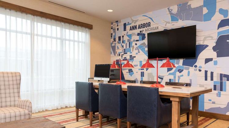 Hyatt Place Ann Arbor Lobby