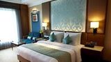 Ramada Plaza by Wyndham Chennai Room