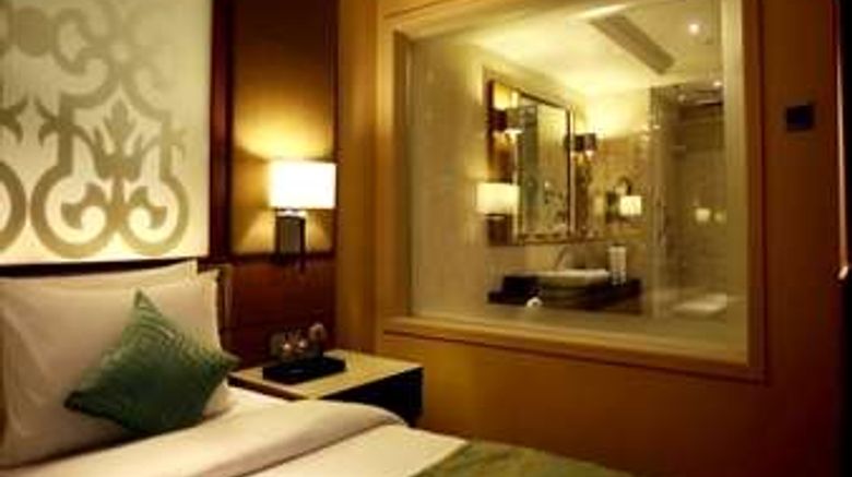 <b>Ramada Plaza by Wyndham Chennai Room</b>. Images powered by <a href="https://iceportal.shijigroup.com/" title="IcePortal" target="_blank">IcePortal</a>.