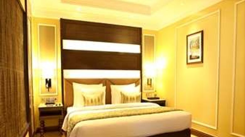 <b>Ramada Plaza by Wyndham Chennai Suite</b>. Images powered by <a href="https://iceportal.shijigroup.com/" title="IcePortal" target="_blank">IcePortal</a>.