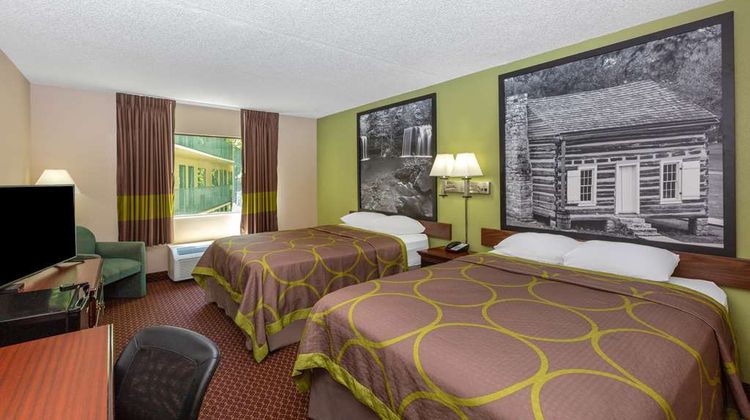 Super 8 Eureka Springs Room