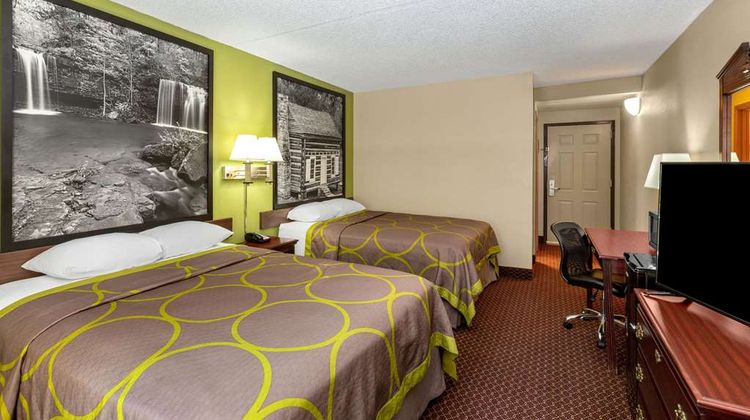 Super 8 Eureka Springs Room