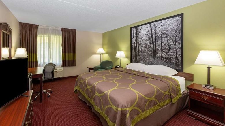 <b>Super 8 Eureka Springs Room</b>. Images powered by <a href="https://iceportal.shijigroup.com/" title="IcePortal" target="_blank">IcePortal</a>.