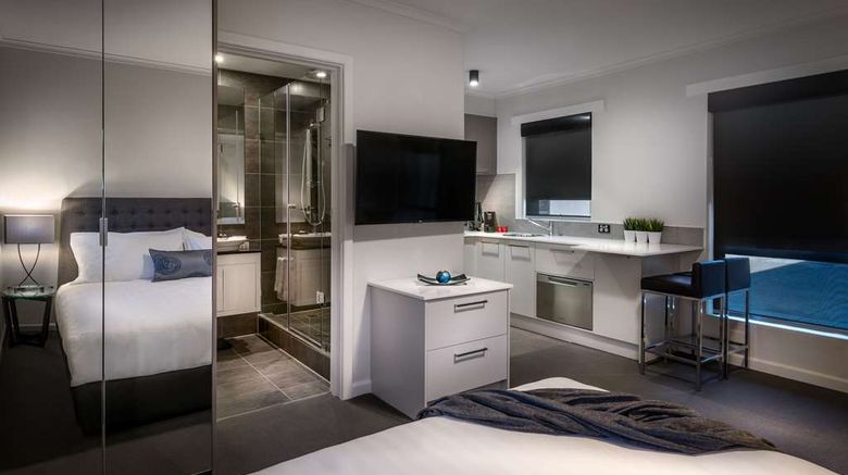 <b>Crest on Park Suite</b>. Images powered by <a href="https://iceportal.shijigroup.com/" title="IcePortal" target="_blank">IcePortal</a>.