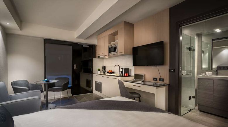 <b>Crest on Park Suite</b>. Images powered by <a href="https://iceportal.shijigroup.com/" title="IcePortal" target="_blank">IcePortal</a>.