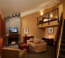 Mount Kidd Manor Room