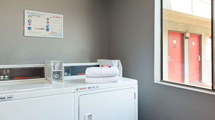Americas Best Value Inn/Stes Bakersfield Other