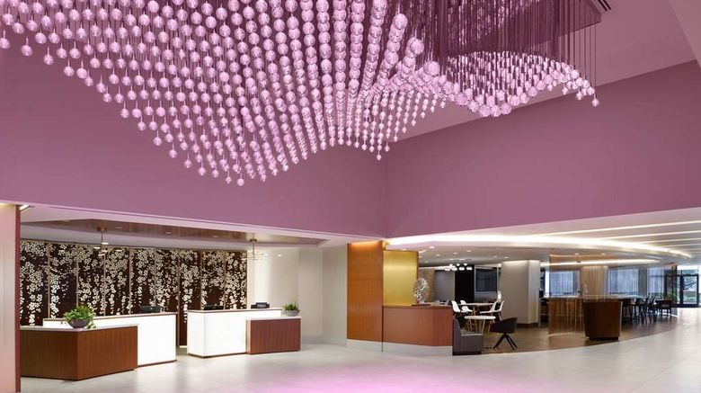 <b>Hilton Washington DC National Mall/Wharf Lobby</b>. Images powered by <a href="https://iceportal.shijigroup.com/" title="IcePortal" target="_blank">IcePortal</a>.