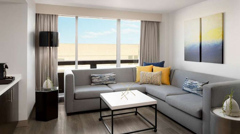 <b>Hilton Washington DC National Mall/Wharf Room</b>. Images powered by <a href="https://iceportal.shijigroup.com/" title="IcePortal" target="_blank">IcePortal</a>.