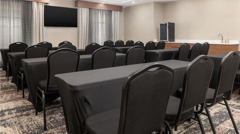 <b>Homewood Suites by Hilton Wauwatosa Meeting</b>. Images powered by <a href="https://iceportal.shijigroup.com/" title="IcePortal" target="_blank">IcePortal</a>.