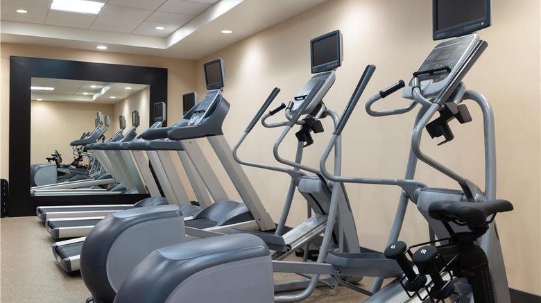 <b>Homewood Suites by Hilton Wauwatosa Health</b>. Images powered by <a href="https://iceportal.shijigroup.com/" title="IcePortal" target="_blank">IcePortal</a>.