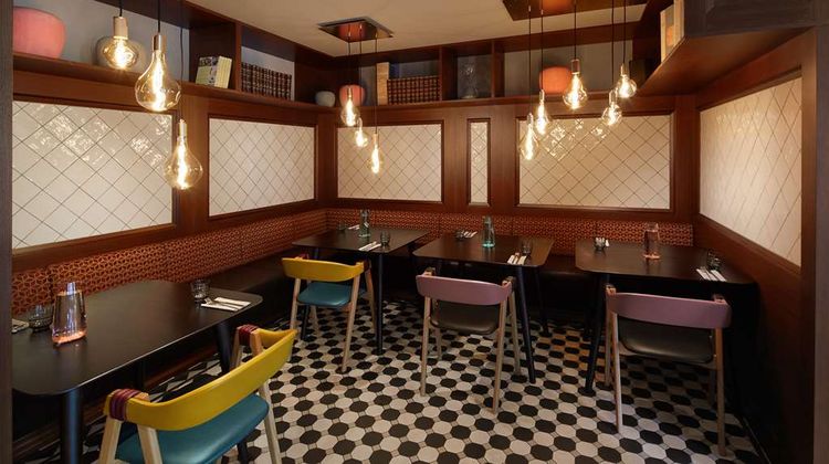 Konsulat Hotel, Curio Collection Restaurant