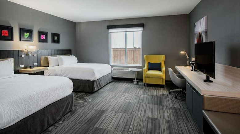 <b>Hilton Garden Inn Winnipeg South Room</b>. Images powered by <a href="https://iceportal.shijigroup.com/" title="IcePortal" target="_blank">IcePortal</a>.
