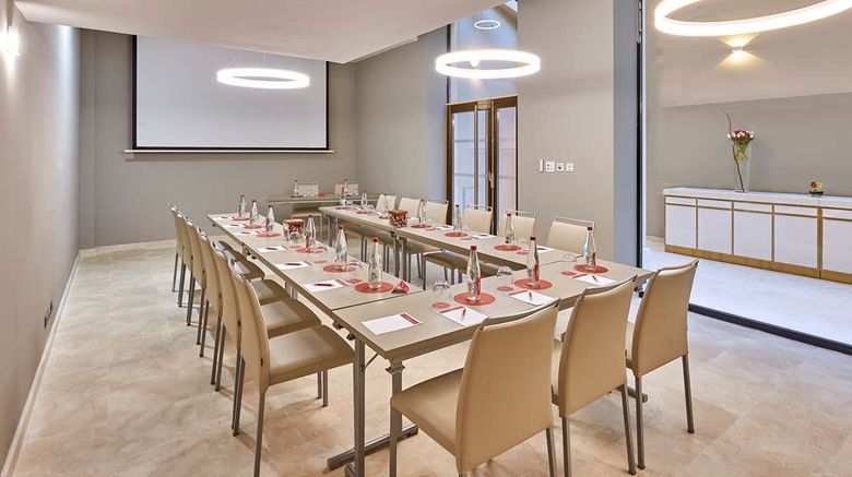 <b>NH Collection Marseille Meeting</b>. Images powered by <a href="https://iceportal.shijigroup.com/" title="IcePortal" target="_blank">IcePortal</a>.