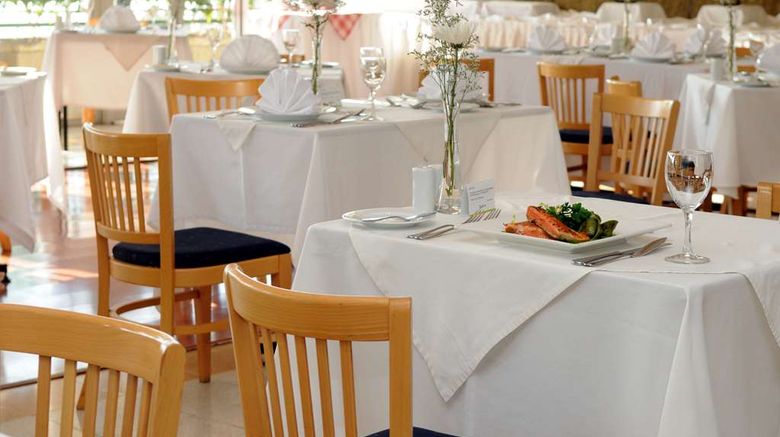 <b>NH Antofagasta Restaurant</b>. Images powered by <a href="https://iceportal.shijigroup.com/" title="IcePortal" target="_blank">IcePortal</a>.