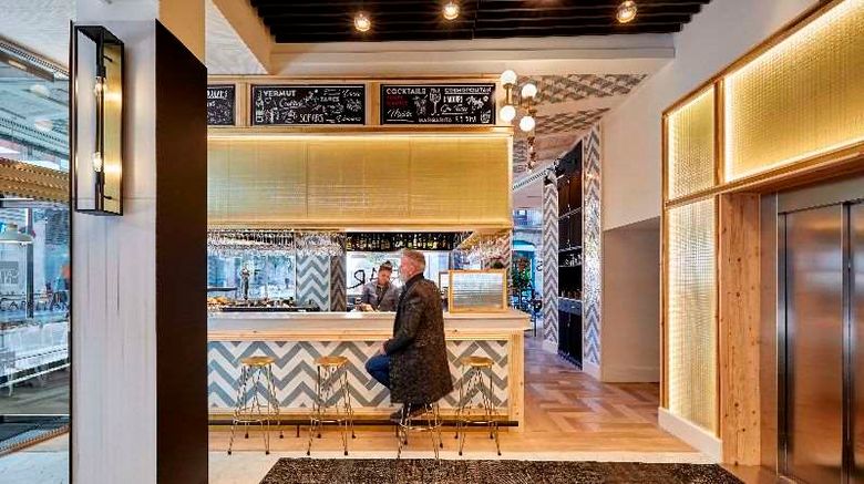 <b>Barcelona Catedral Hotel Restaurant</b>. Images powered by <a href="https://iceportal.shijigroup.com/" title="IcePortal" target="_blank">IcePortal</a>.