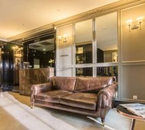 Wall Street Hotel Lobby