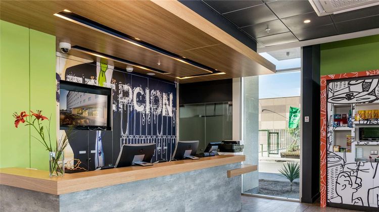 Ibis Budget Calama Exterior