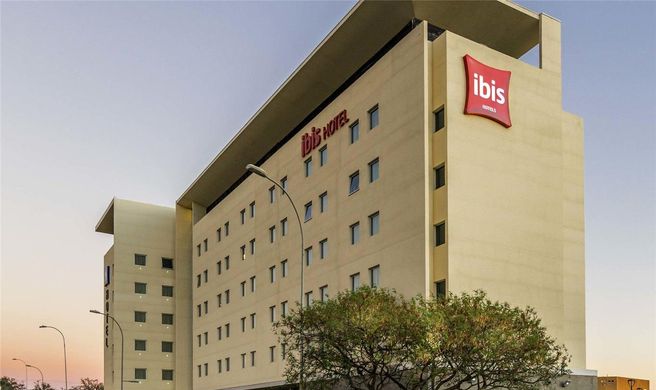 Ibis Calama Exterior