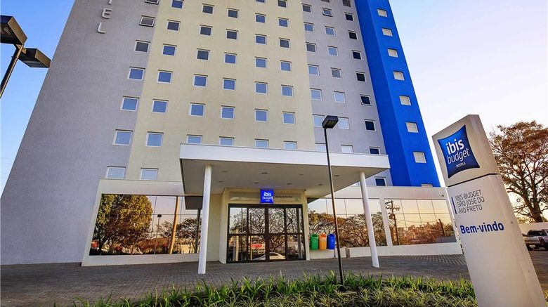 <b>Ibis Budget Sao Jose do Rio Preto Exterior</b>. Images powered by <a href="https://iceportal.shijigroup.com/" title="IcePortal" target="_blank">IcePortal</a>.