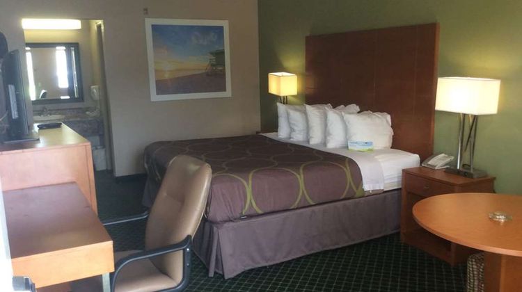 Days Inn Donalsonville Room