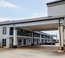 Days Inn Donalsonville Exterior