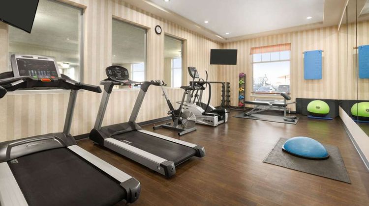 Days Inn & Suites Edmonton Airport Health