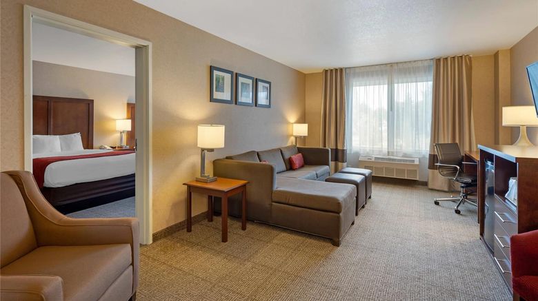 <b>Comfort Suites Anchorage Intl Airport Suite</b>. Images powered by <a href="https://iceportal.shijigroup.com/" title="IcePortal" target="_blank">IcePortal</a>.