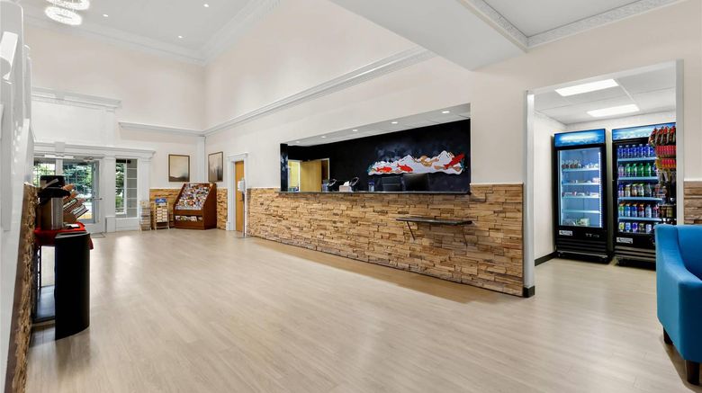 <b>Clarion Suites Anchorage Downtown Lobby</b>. Images powered by <a href="https://iceportal.shijigroup.com/" title="IcePortal" target="_blank">IcePortal</a>.