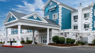 Clarion Suites Anchorage Downtown
