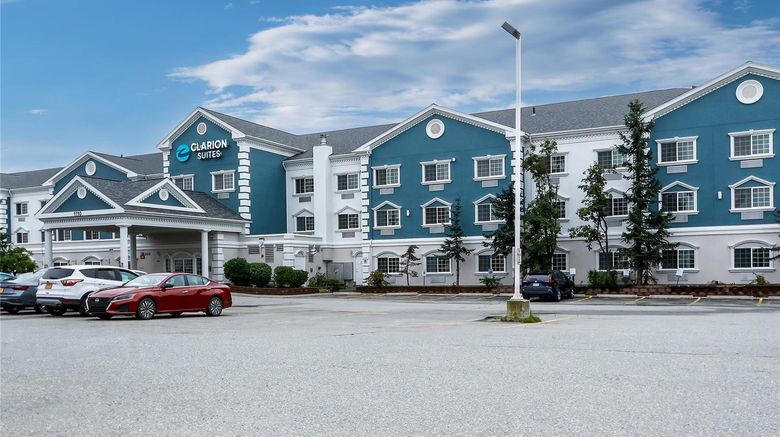 <b>Clarion Suites Anchorage Downtown Exterior</b>. Images powered by <a href="https://iceportal.shijigroup.com/" title="IcePortal" target="_blank">IcePortal</a>.