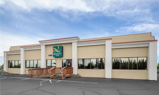 Quality Inn Exterior