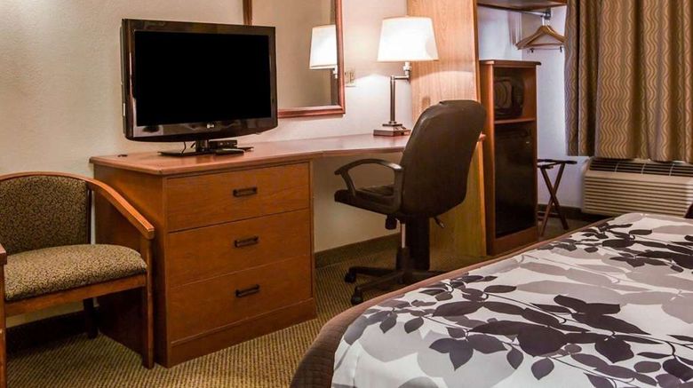 <b>Sleep Inn Room</b>. Images powered by <a href="https://iceportal.shijigroup.com/" title="IcePortal" target="_blank">IcePortal</a>.