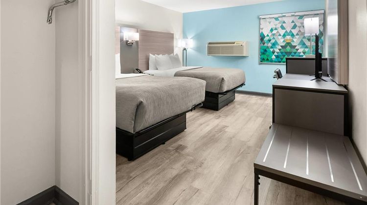 Quality Inn Room
