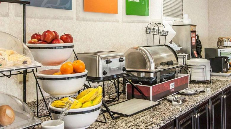 <b>Quality Inn Edmund Pettus Bridge area Restaurant</b>. Images powered by <a href="https://iceportal.shijigroup.com/" title="IcePortal" target="_blank">IcePortal</a>.