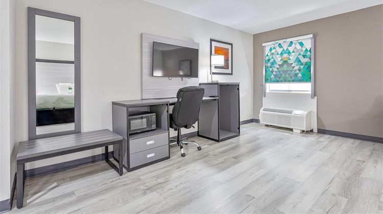 Quality Inn Edmund Pettus Bridge area Suite